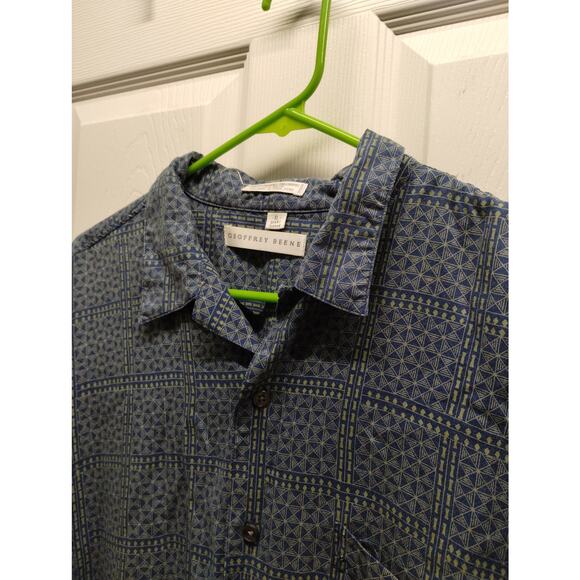 Vintage Geoffrey Beene Mens XL Blue Geometric Print Short Sleeve Button Up Shirt - Picture 4 of 5